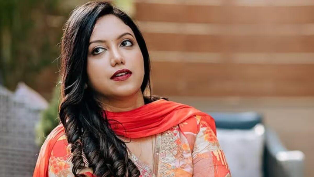 என் முதல் பிரியாரிட்டி என் குழந்தைதான் – பிக்பாஸ் வாய்ப்பை நிராகரித்த ஜாய் கிரிஸில்டா